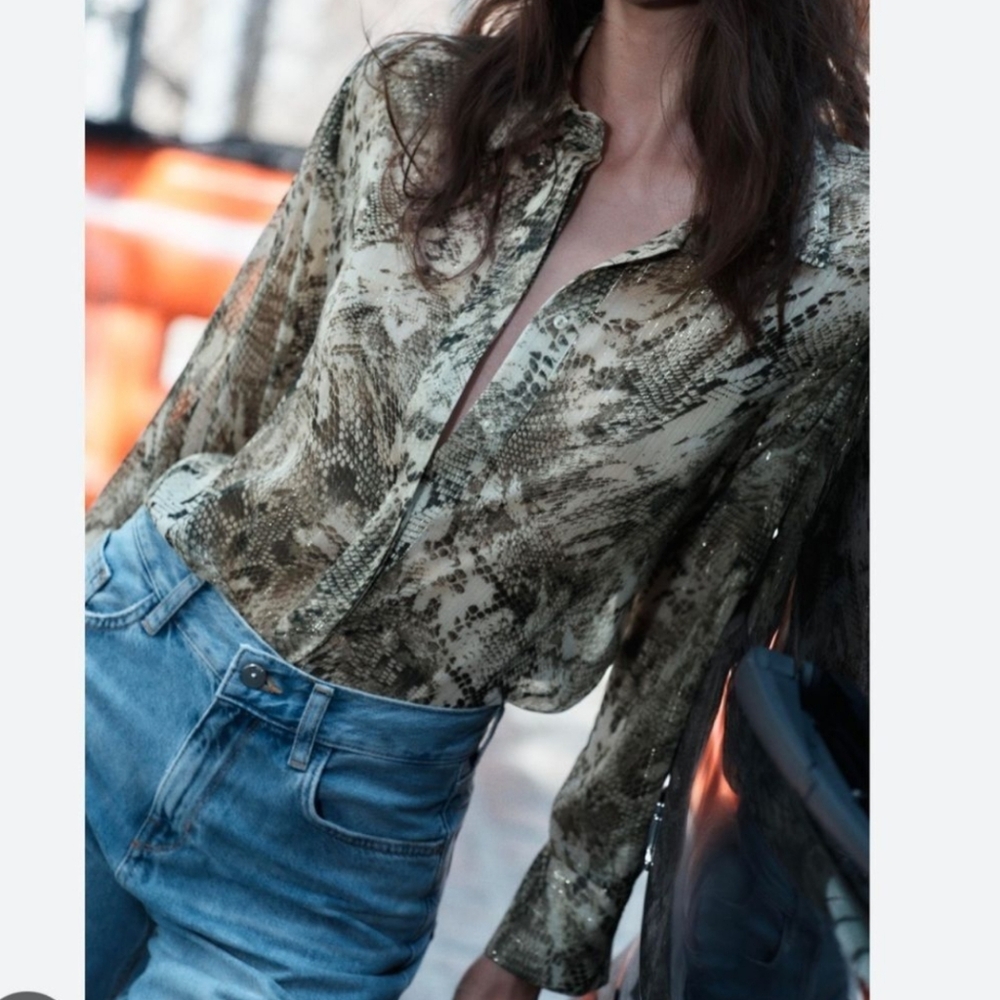 Zara Georgette Tapered Snakeskin Blouse Size Small